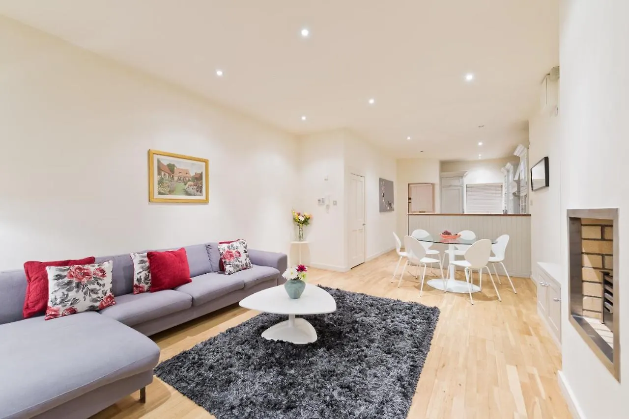 Gasthuis The John Lennon Suite - Hiphipstay Dublin