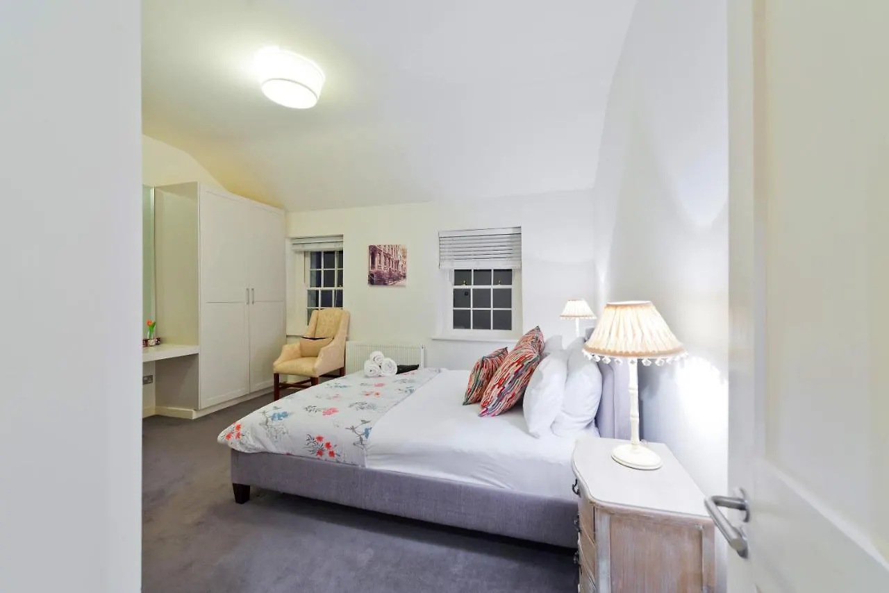 בית הארחה דבלין The John Lennon Suite - Hiphipstay
